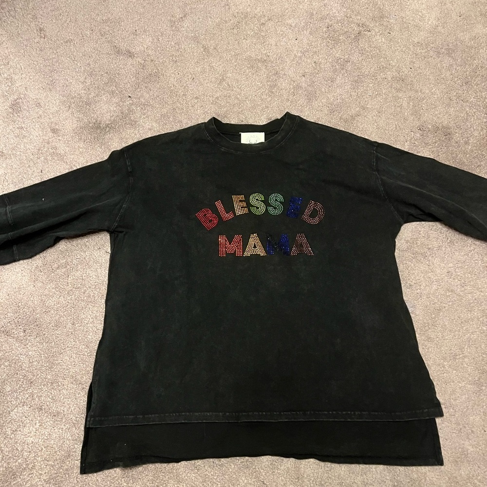 Fantastic fawn light weigh top with rhinestones